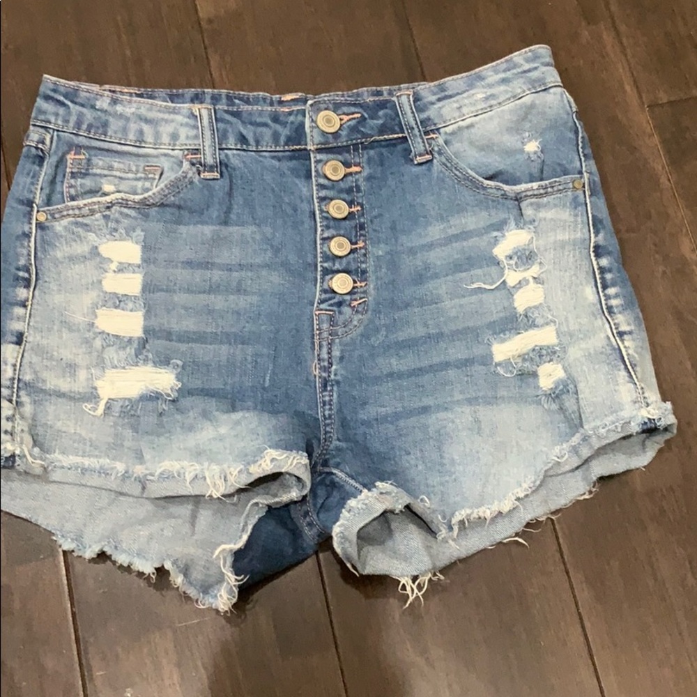 ripped denim shorts